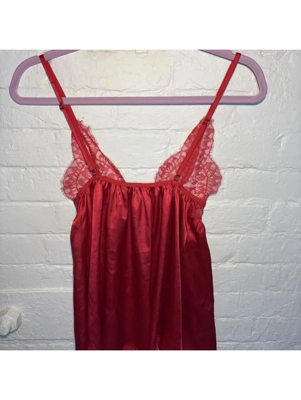 Victoria’s Secret red lace & satin babydoll XS cami 🌹❤️ - Picture 4 of 5